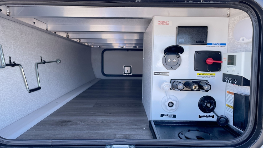 pass-through-storage