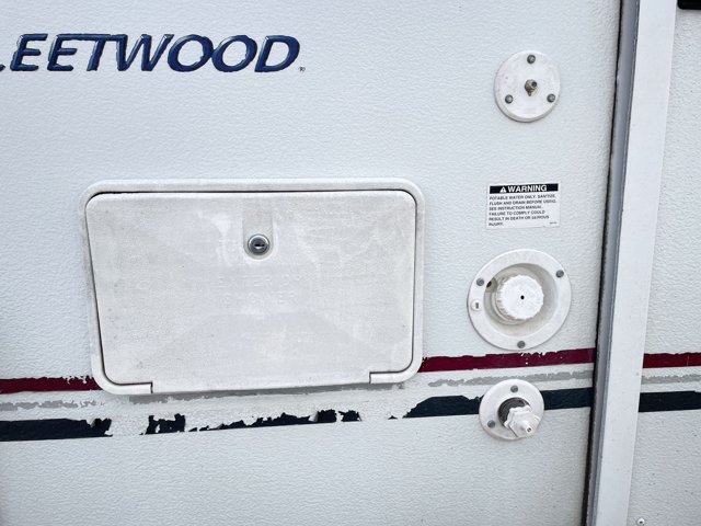 2007 Fleetwood Highlander Avalon — photo 7 of 8