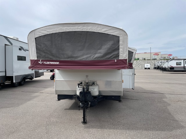 2007 Fleetwood Highlander Avalon — photo 2 of 8