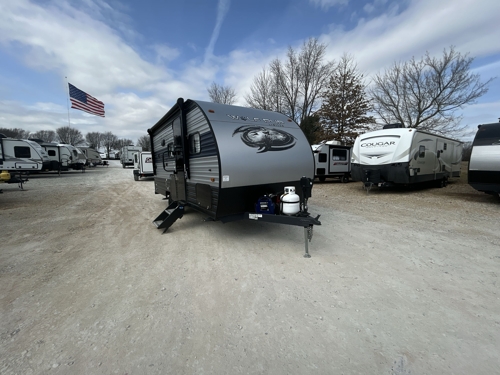 RV carousel image 1