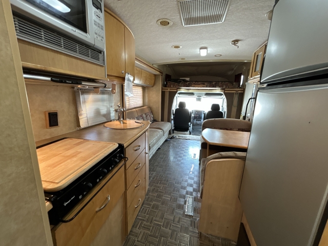 2007 Itasca Navion 23H — photo 5 of 8