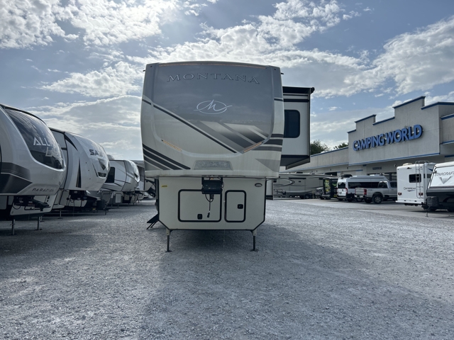2023 Keystone Montana 3857BR — photo 3 of 8
