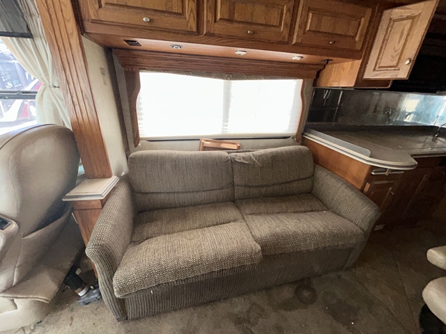 2005 Holiday Rambler Ambassador 38PDQ — photo 5 of 8