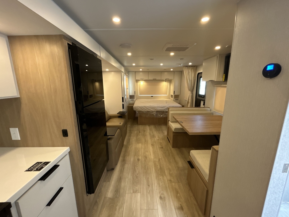 2026 Winnebago Thrive 22MLS — photo 6 of 8