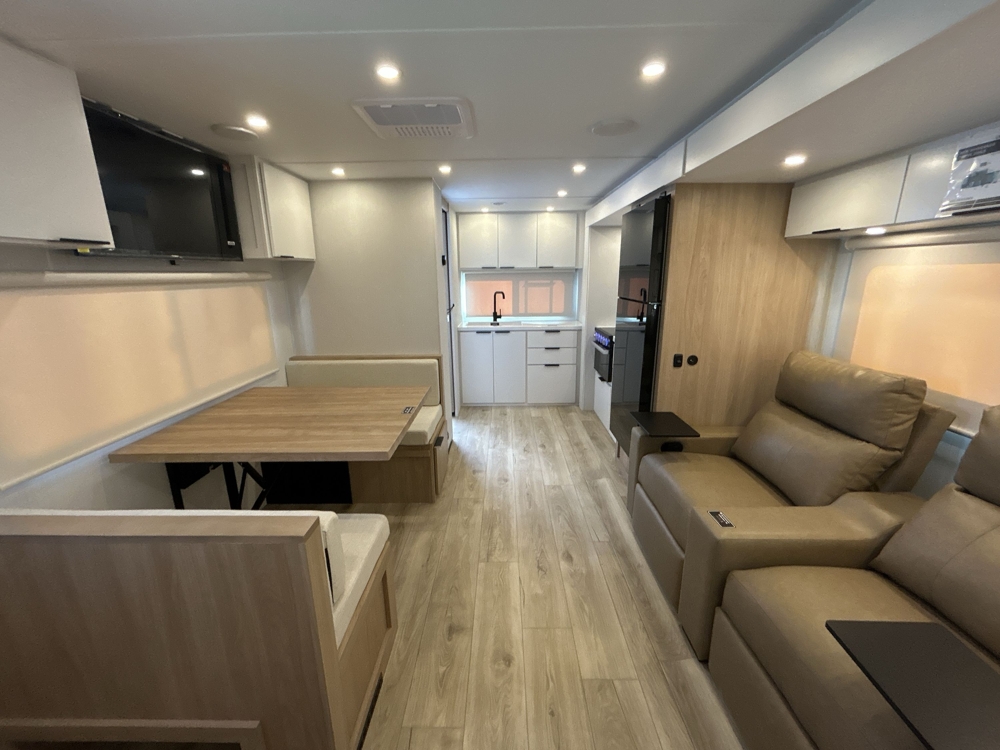 2026 Winnebago Thrive 22MLS — photo 5 of 8