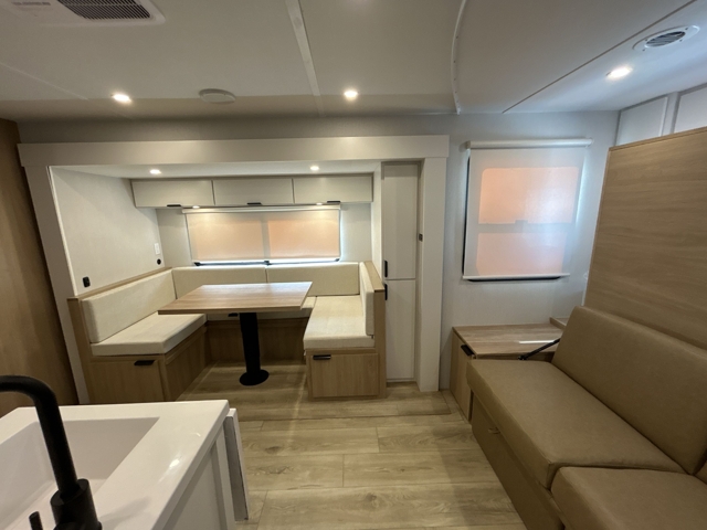 2026 Winnebago Thrive 22MBH — photo 4 of 8