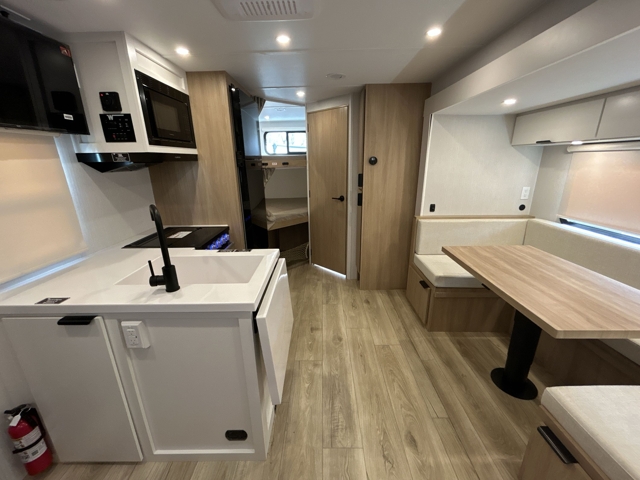2026 Winnebago Thrive 22MBH — photo 5 of 8
