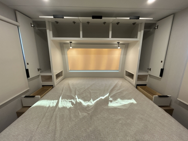 2026 Winnebago Thrive 24RKS — photo 8 of 8