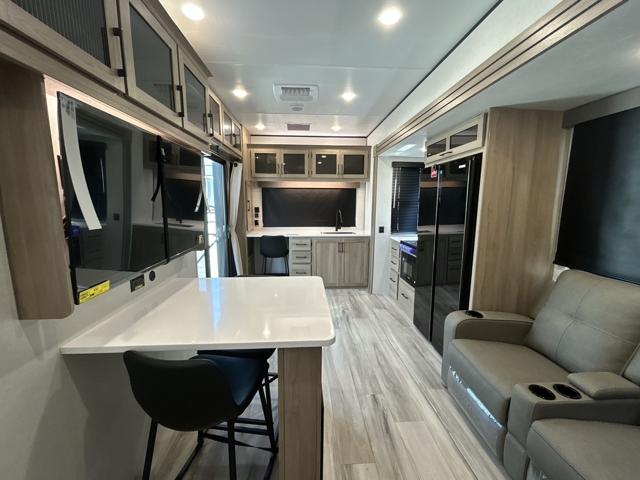 2026 Keystone Coleman Legacy 2800SUNDECK — photo 5 of 8