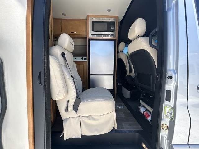 2023 Coachmen Galleria 24T — photo 5 of 8