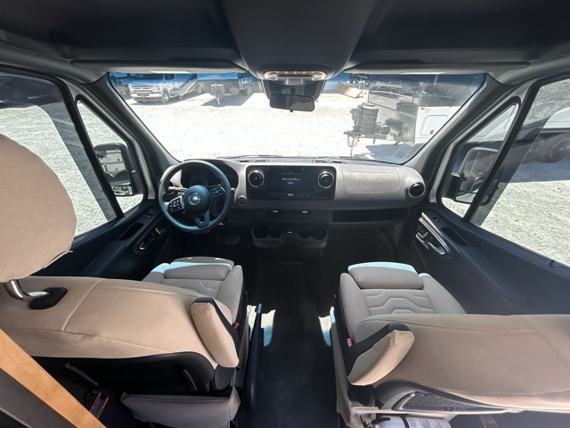2023 Coachmen Galleria 24T — photo 2 of 8