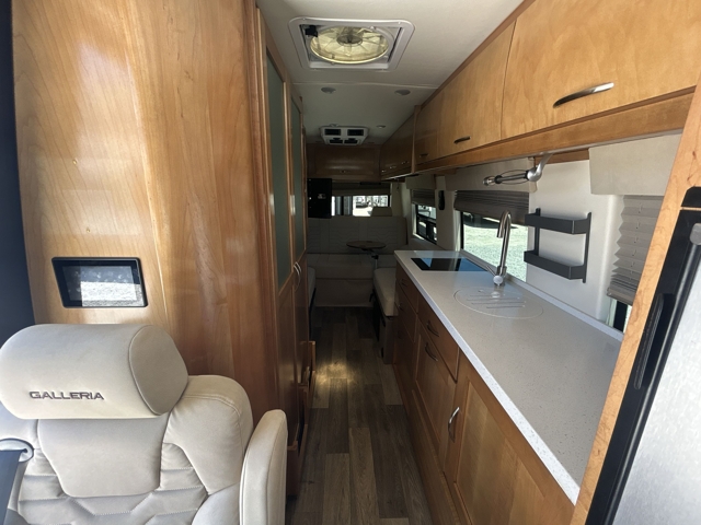 2023 Coachmen Galleria 24T — photo 6 of 8