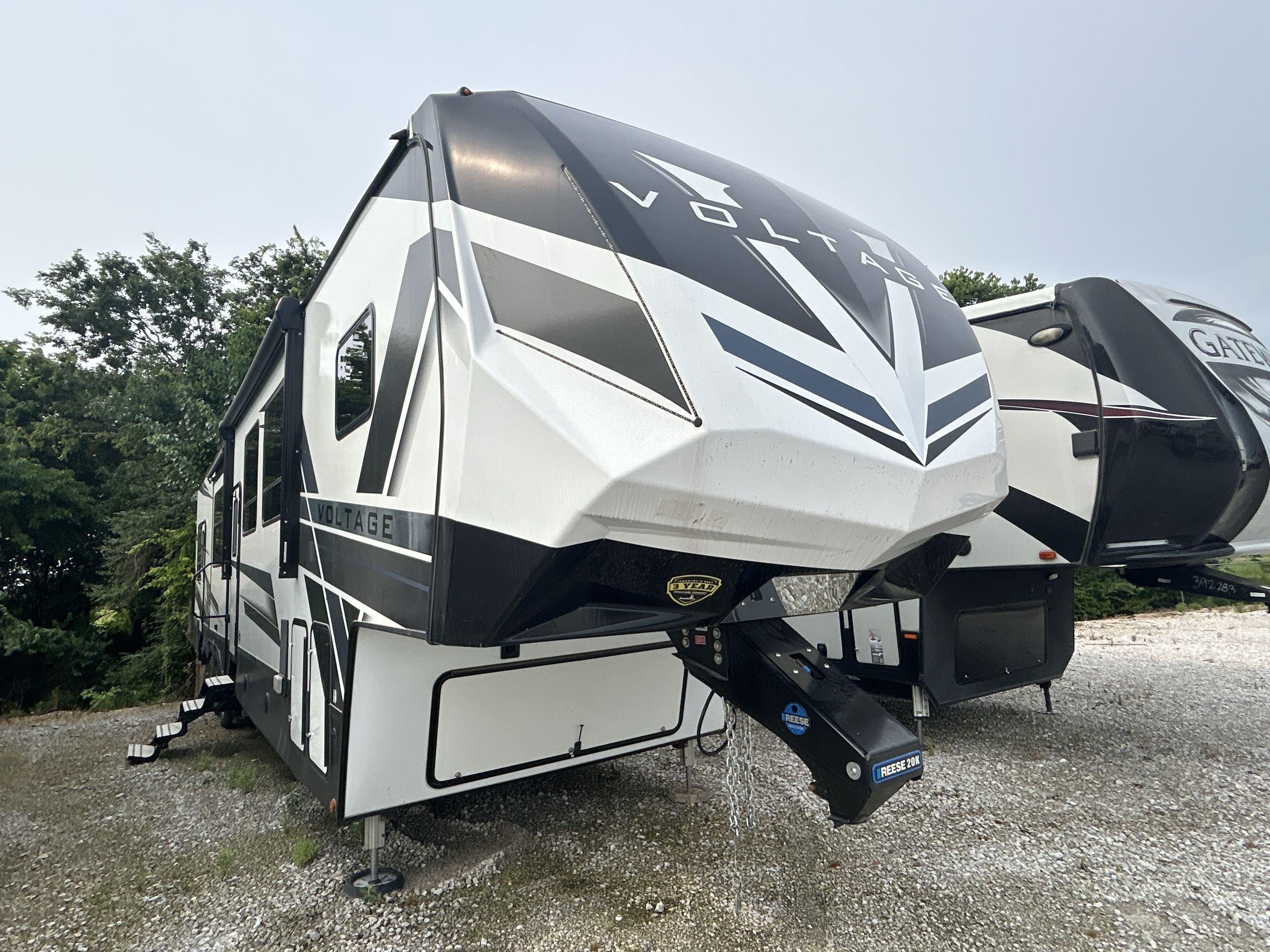 New or Used Dutchmen Triton 4271 RVs for Sale | Camping World