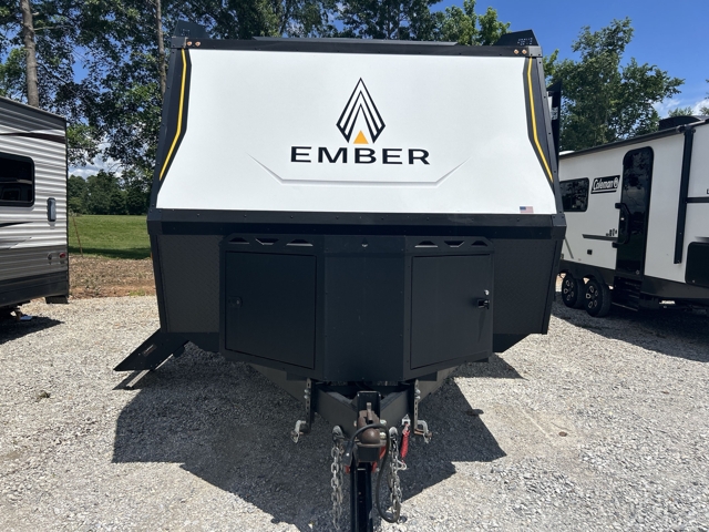 2023 Ember Overland 191MDB — photo 2 of 8