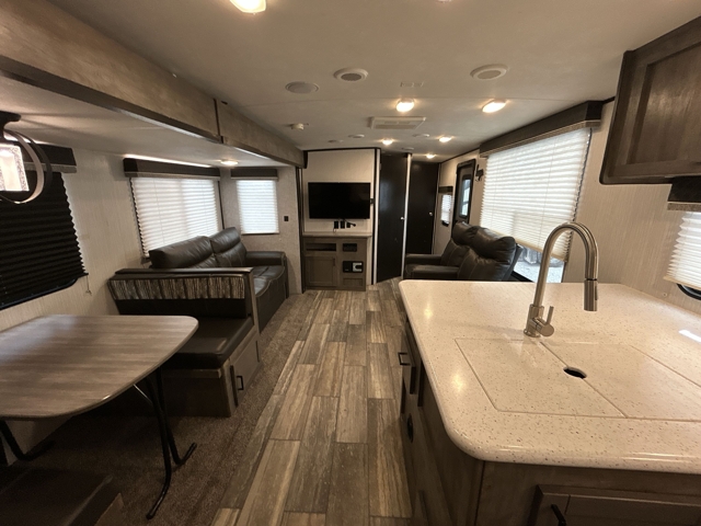 2021 Heartland North Trail 28RKDS — photo 6 of 8