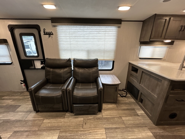2021 Heartland North Trail 28RKDS — photo 5 of 8