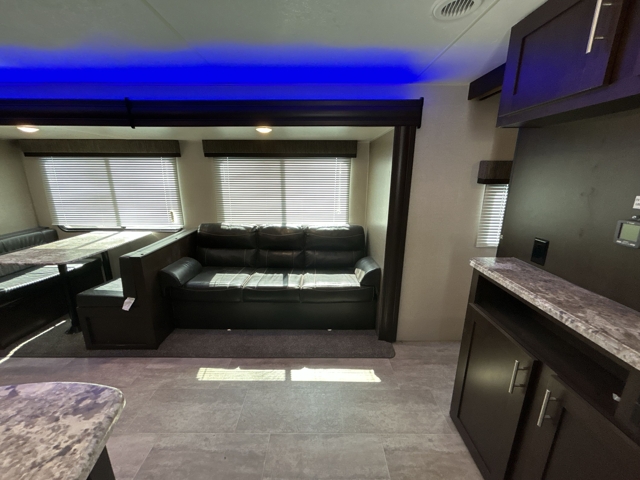 2019 K-Z RV Sportsmen LE 271BHLE — photo 3 of 8