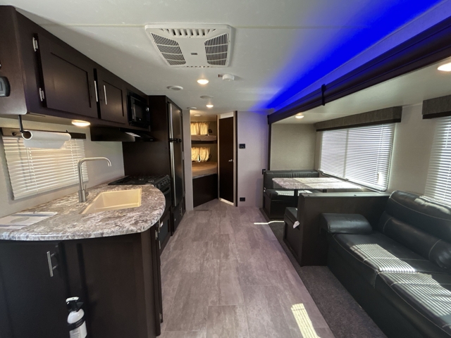 2019 K-Z RV Sportsmen LE 271BHLE — photo 4 of 8