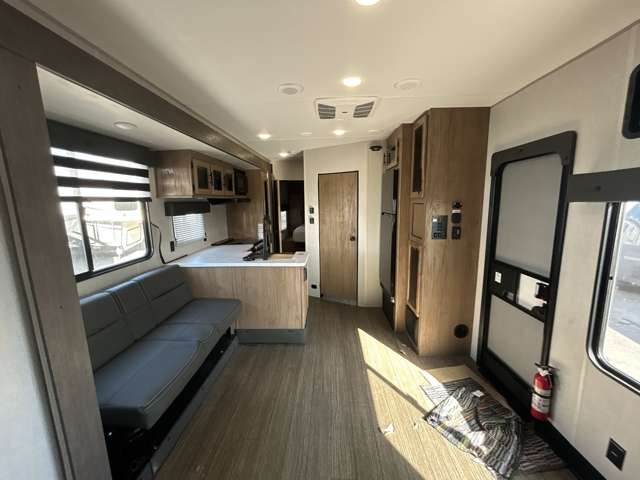 2024 Forest River Rogue 29SUT — photo 3 of 8