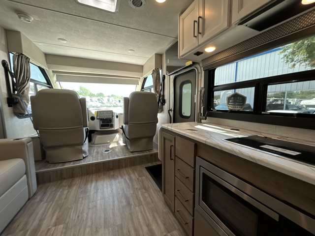 2026 Thor Freedom Traveler A24 — photo 4 of 8