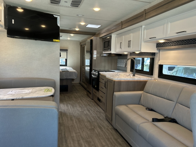 2026 Thor Freedom Traveler A29 — photo 3 of 8