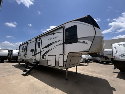 RV carousel image 1