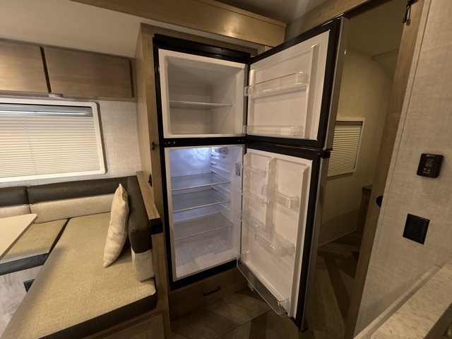 2023 Ember Touring 24BH — photo 8 of 8