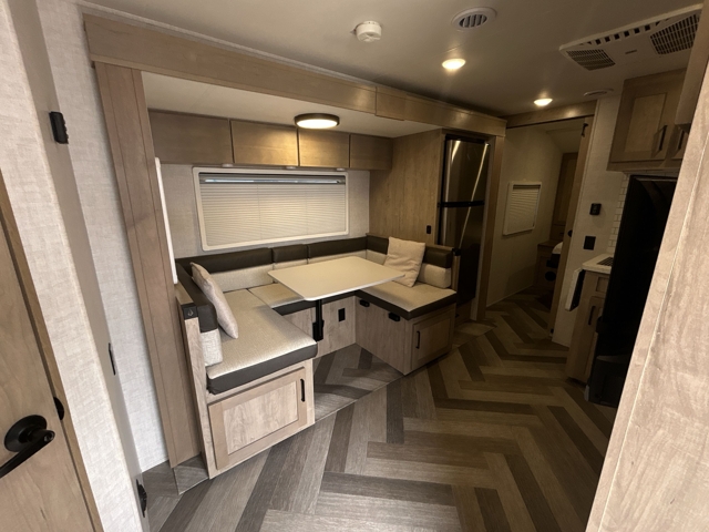 2023 Ember Touring 24BH — photo 2 of 8