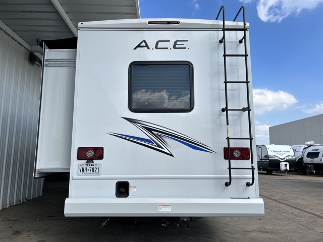 2025 Thor Ace 32B — photo 8 of 8