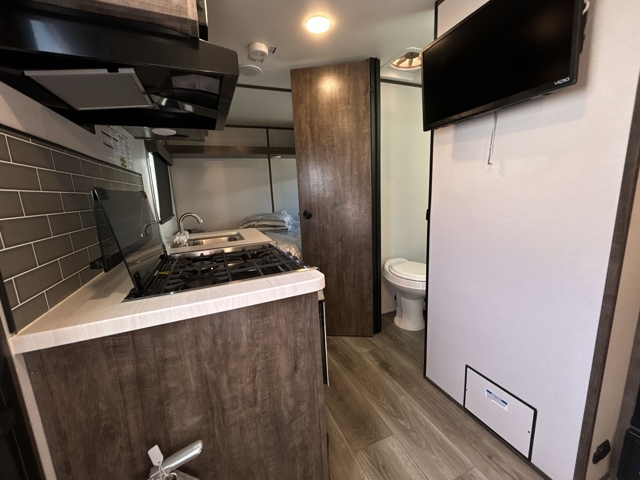 2023 Riverside RV Retro 165 — photo 2 of 8