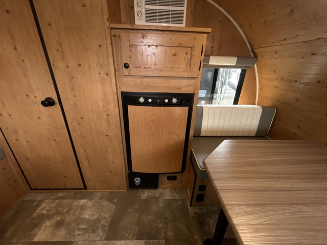 2023 Sunset Park RV Sunray 149 — photo 8 of 8