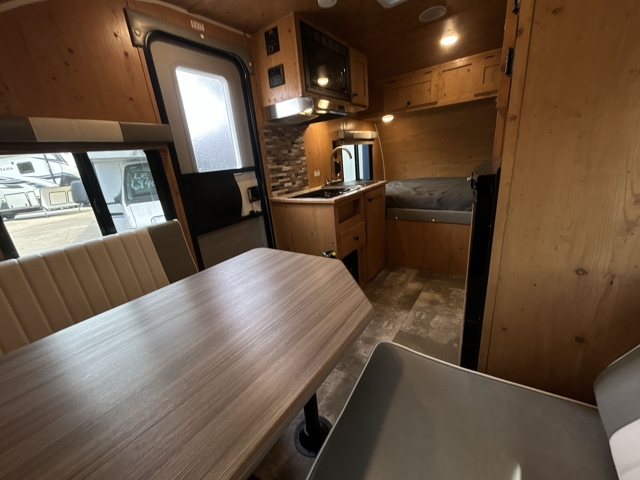 2023 Sunset Park RV Sunray 149 — photo 3 of 8