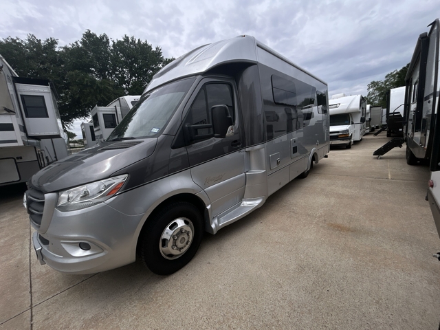 2020 Regency Ultra Brougham 25TB — photo 5 of 8