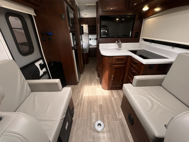 2020 Regency Ultra Brougham 25TB — photo 2 of 8