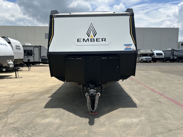2024 Ember Overland 221MSL — photo 4 of 8