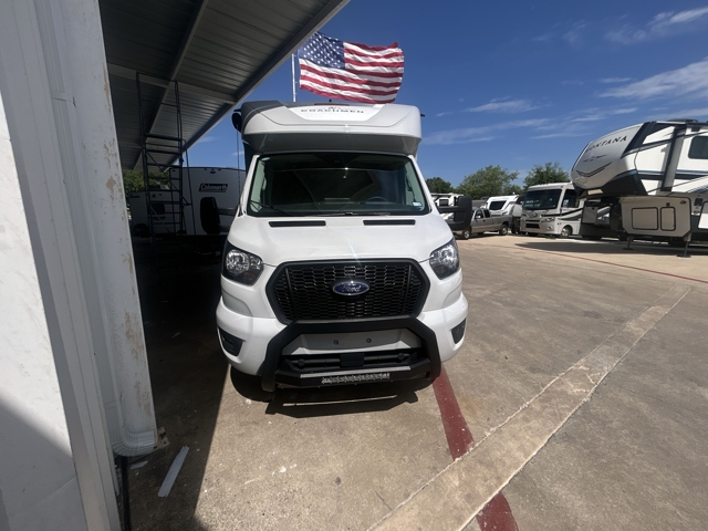 2025 Coachmen Cross Trail 20XG — photo 4 of 8