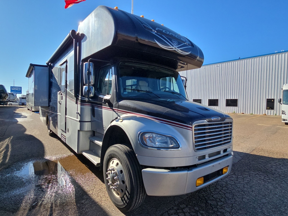 2016 Dynamax Force Hd 36FKHD - Stock #2572714 | Lubbock, TX | Camping World