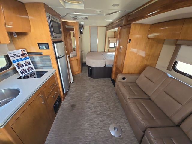 2021 Renegade Vienna 25VFWS — photo 2 of 8