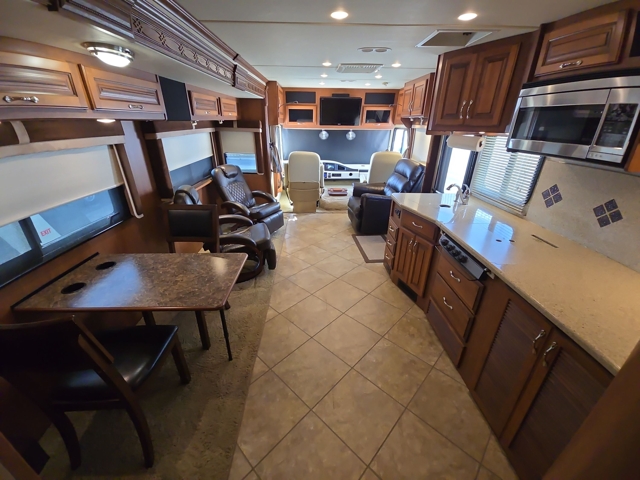 2012 Fleetwood Southwind 36D — photo 3 of 8