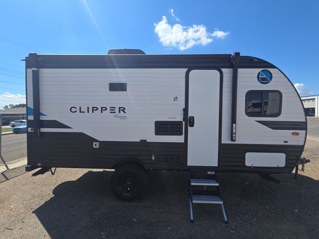 2021 Coachmen Clipper Cadet 17CBH — photo 5 of 8