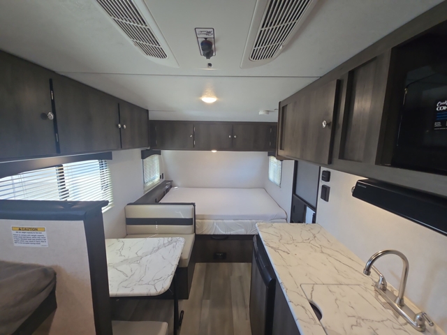 2021 Coachmen Clipper Cadet 17CBH — photo 3 of 8