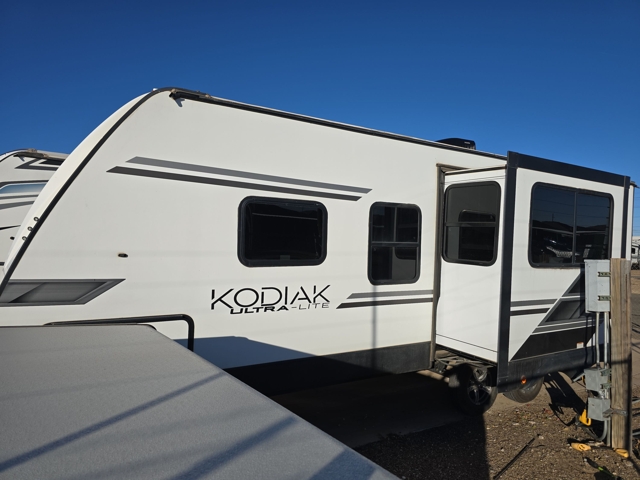 2022 Dutchmen Kodiak 242RBSL — photo 7 of 8
