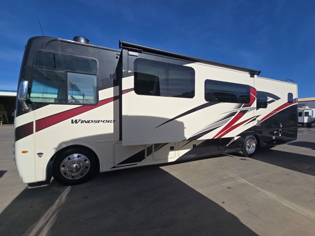 2023 Thor Windsport 35M — photo 7 of 8