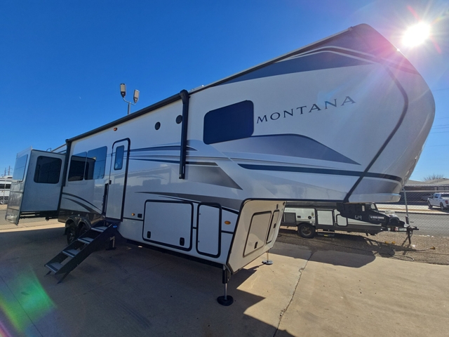 2024 Keystone Montana 3531RE — photo 6 of 8