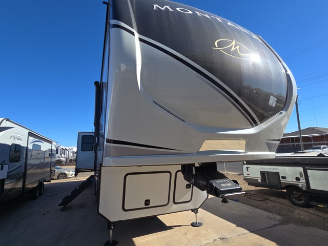 2024 Keystone Montana 3531RE — photo 5 of 8