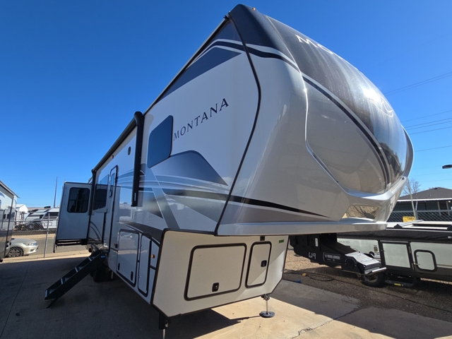 2024 Keystone Montana 3531RE — photo 1 of 8