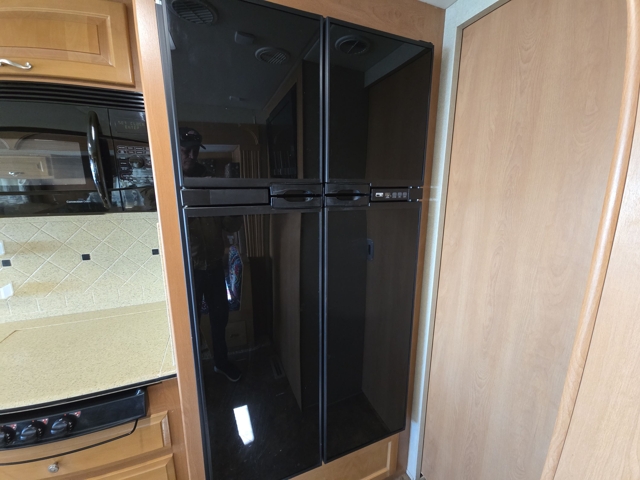 2011 Newmar Canyon Star 3411 — photo 8 of 8