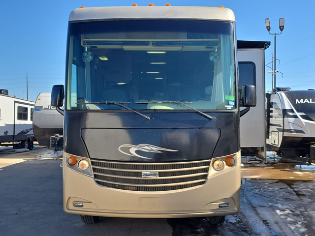 2011 Newmar Canyon Star 3411 — photo 4 of 8