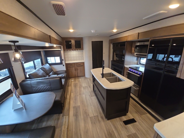 2022 Jayco Eagle HT 312BHOK — photo 3 of 8