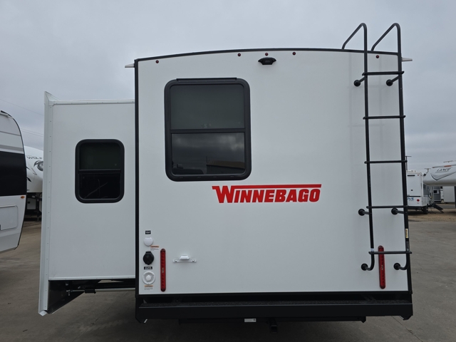 2026 Winnebago Thrive 26FKD — photo 8 of 8